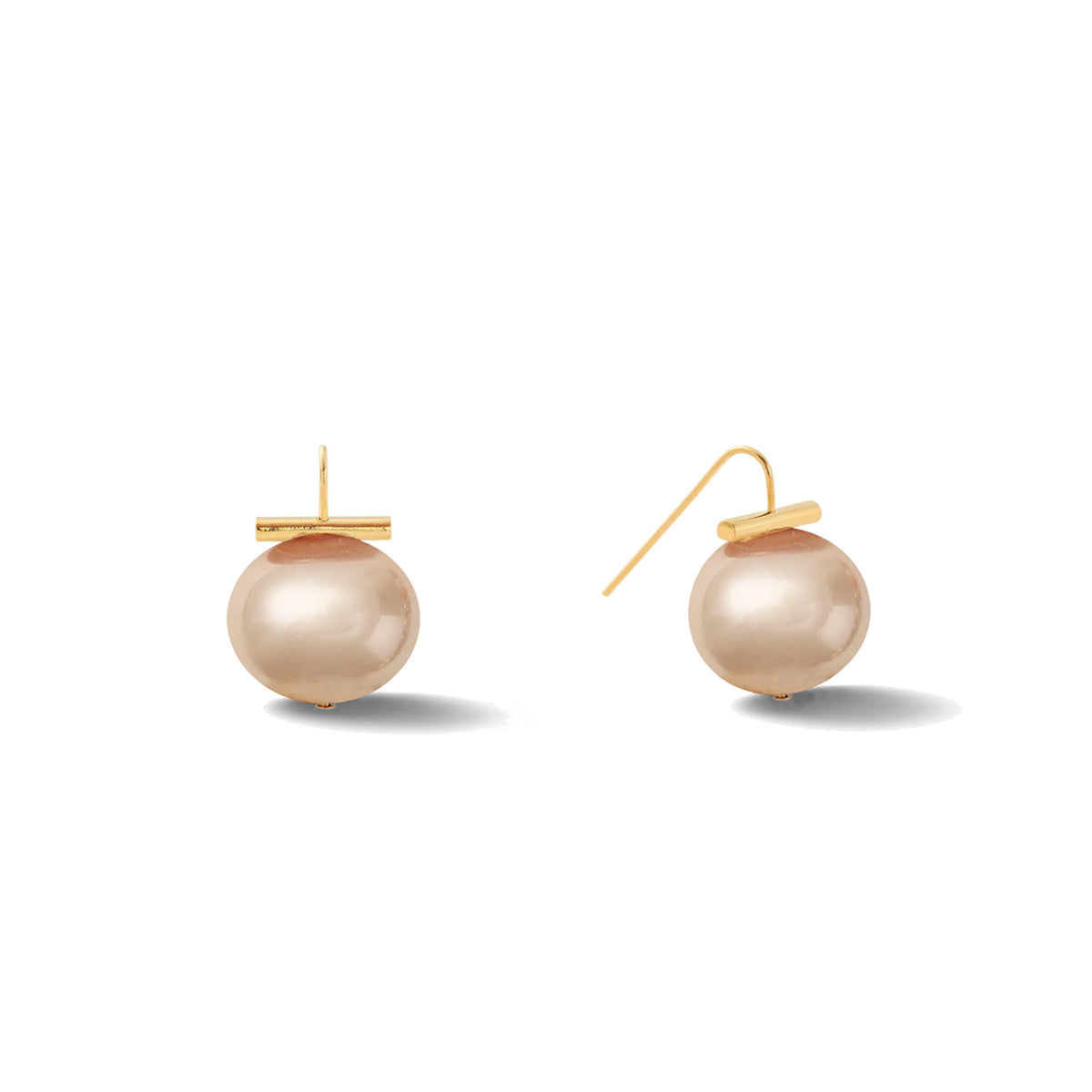 Pebble pearl earrings