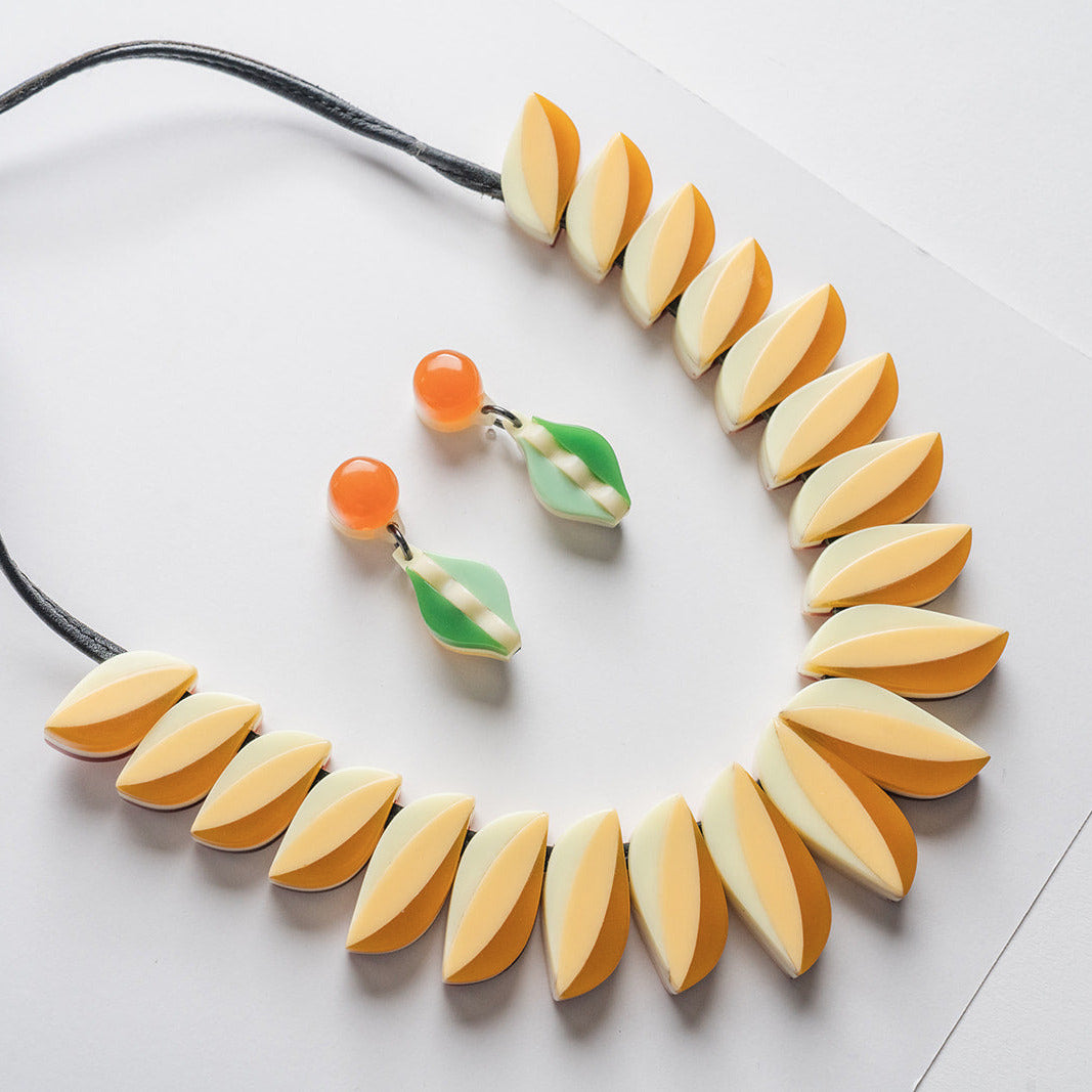 "Le Bouquet" reversible collar necklace